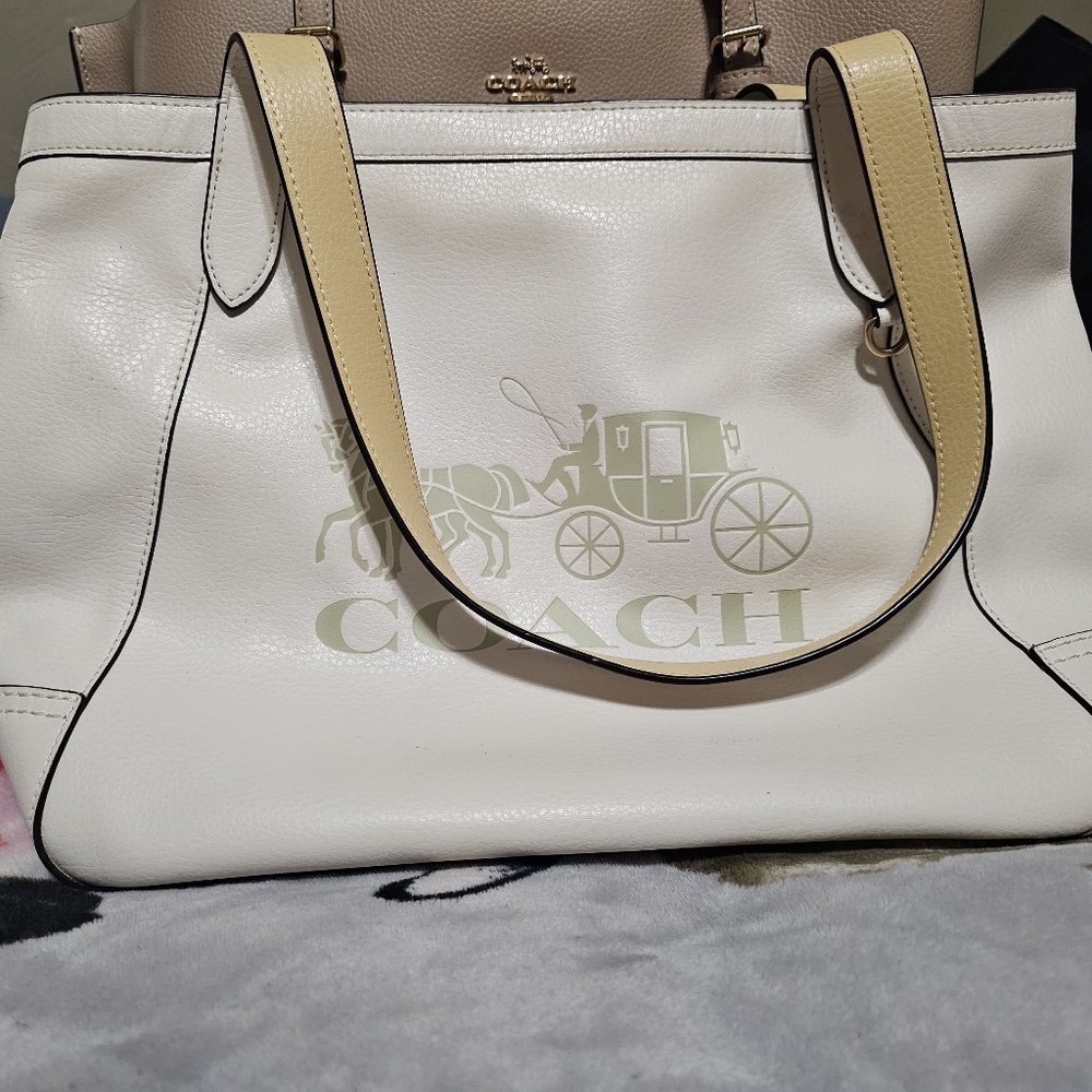 Absolutely Gorgeous Coach Tote!